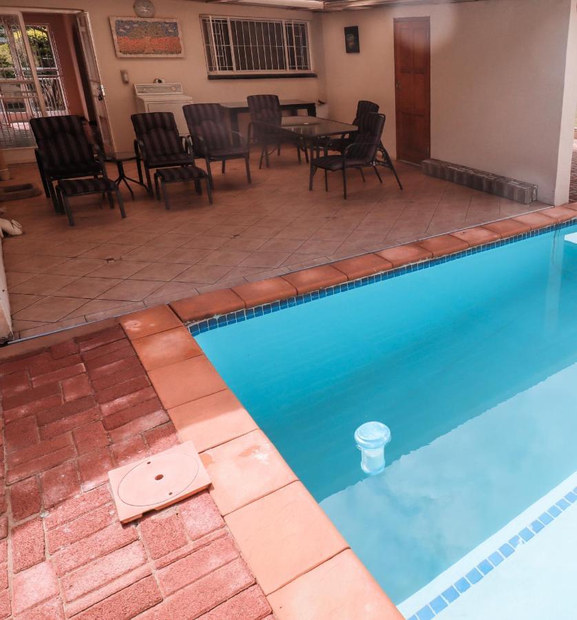 Menlyn Maine: The Exquisite Lunette Pretoria-Noord Exterior foto