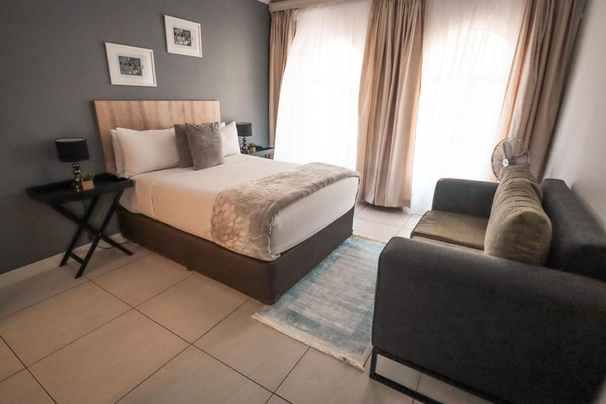 Menlyn Maine: The Exquisite Lunette Pretoria-Noord Exterior foto